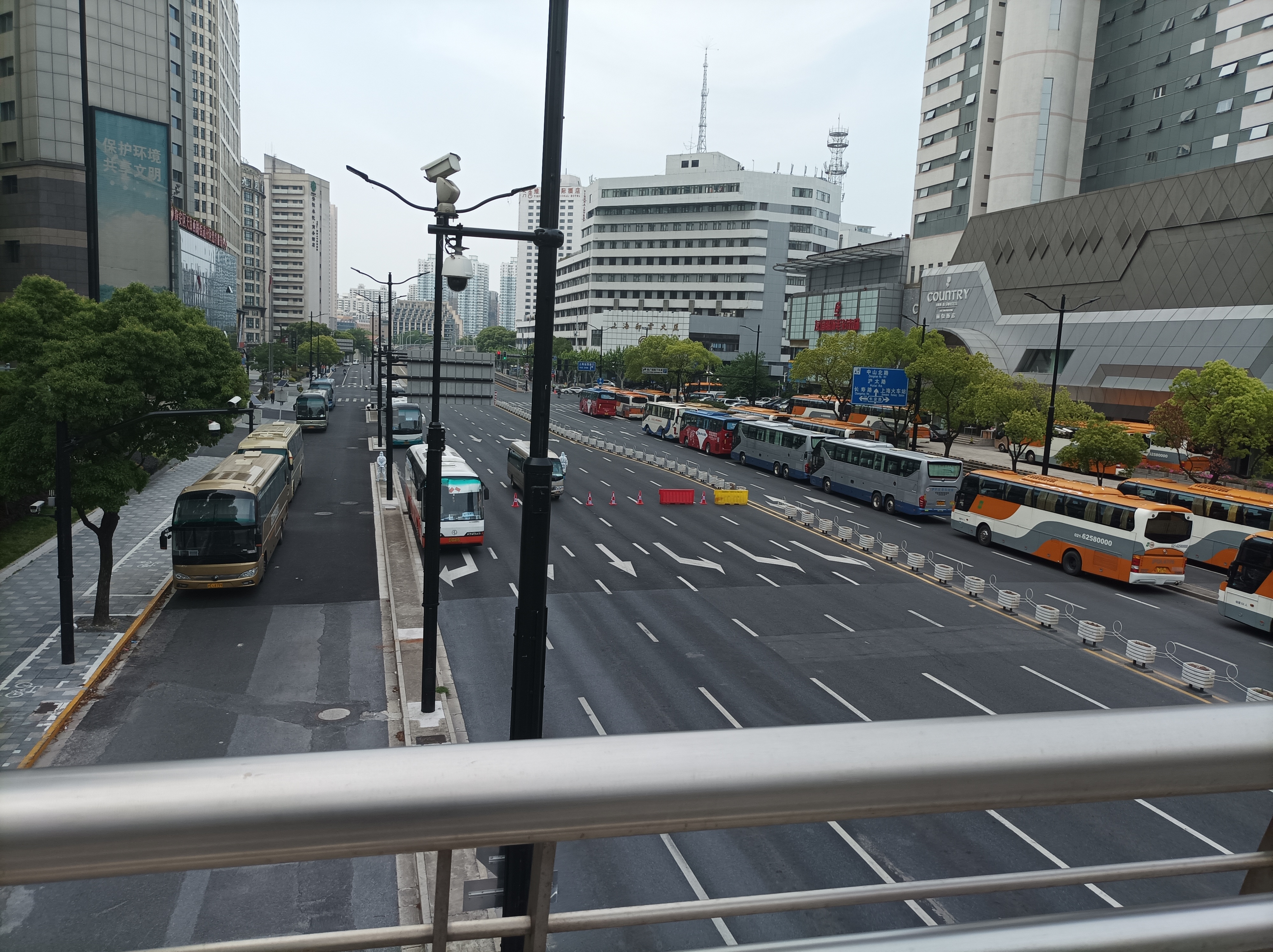 请输入图片描述